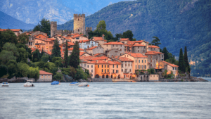 TOUR PIANELLO DEL LARIO