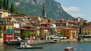 Tour condiviso sul Lago di Como da Varenna: il centro lago tra borghi e meraviglie