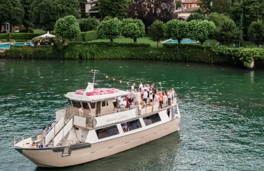 FESTA IN BARCA PRIVATA – PARTENZA DA BELLAGIO