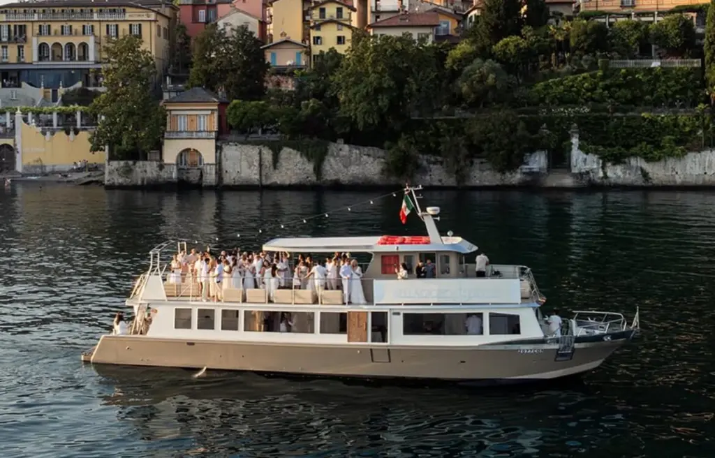 FESTA IN BARCA PRIVATA – PARTENZA DA BELLAGIO