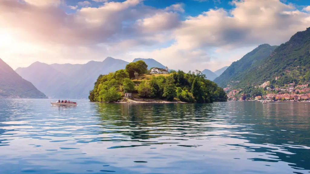 Accesso Vip ai Giardini Villa Balbianello, stop a Bellagio e Varenna (tour condiviso)