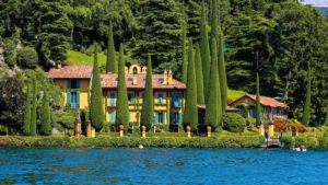 Premium Shared Cruise with VIP access to Balbianello’s Gardens